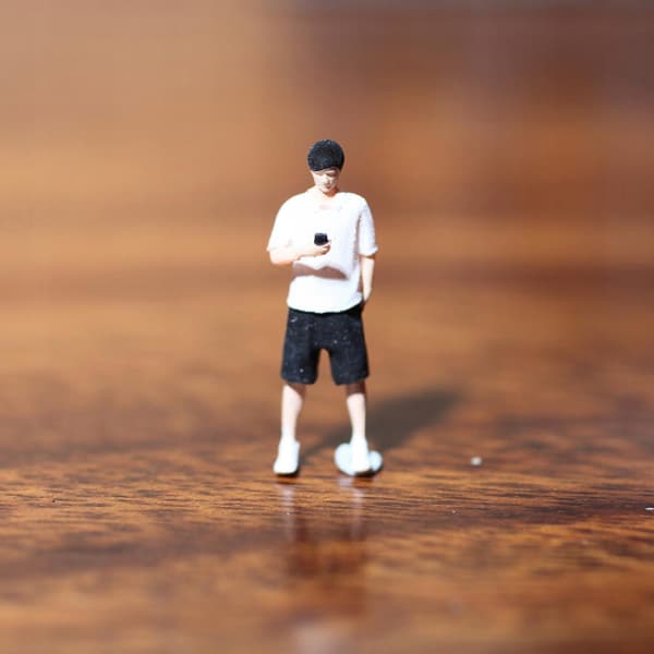 1/64 scale model figures Resin Creative landscape display scene 2.8 cm Boy