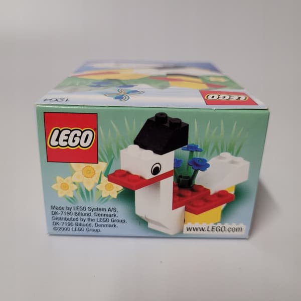 Lego Easter 1264 Classic Chicken Set – MISB, 2000 bricks