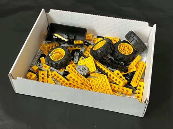 8828 LEGO Excavator