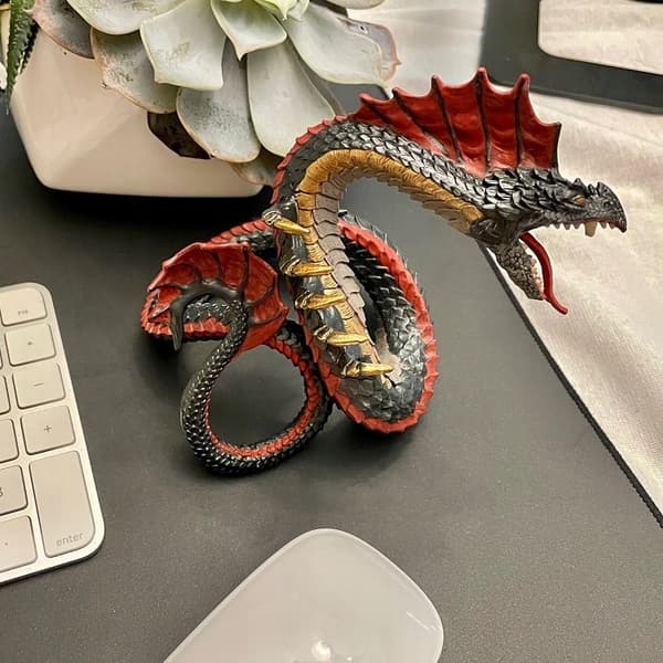 Safari Ltd – Basilisk Figurine 100363