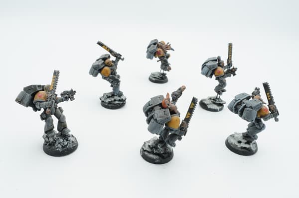 Warhammer 40k Space Wolves Assault Squad – set of 6 plastic miniatures