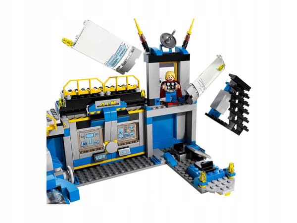 LEGO Super Heroes 76018 Hulk: Lab Wreckage.