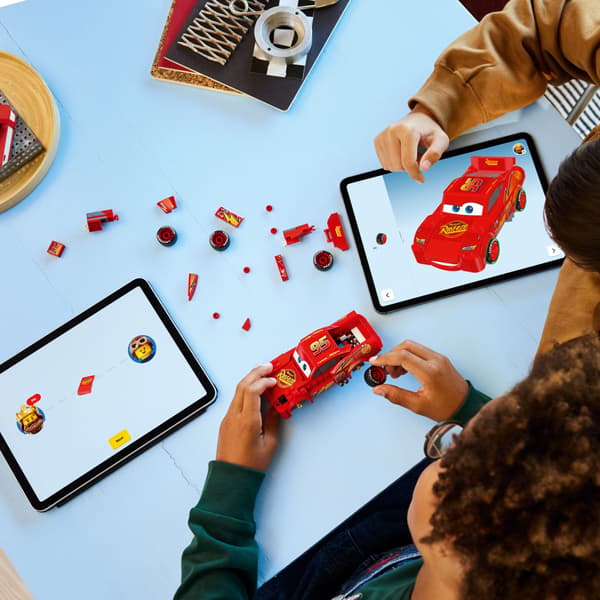 LEGO Speed Champions 77255 Lightning McQueen + FREE PDF CATALOGUE
