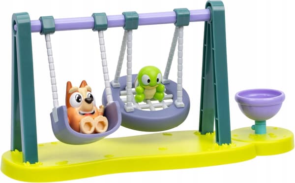 BLUEY. THE TURTLE AND THE SWING [FIGURINE]