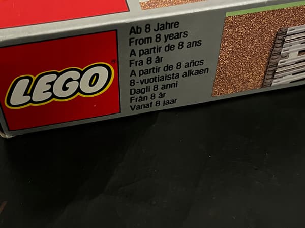 7858 LEGO Box