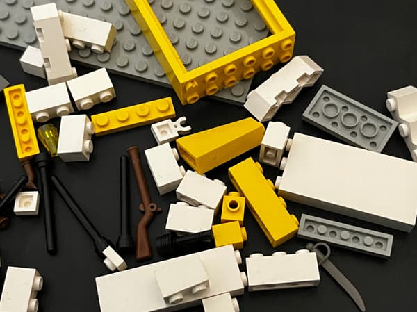 6259 LEGO Governor Broadside’s Prison