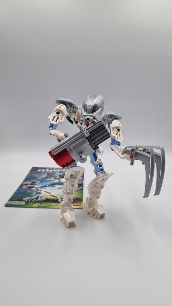 LEGO Bionicle 8915 Toa Mahri Matoro
