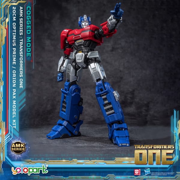Transformers 8 AMK Series Plastic Model Kit: Orion Pax, 20 cm