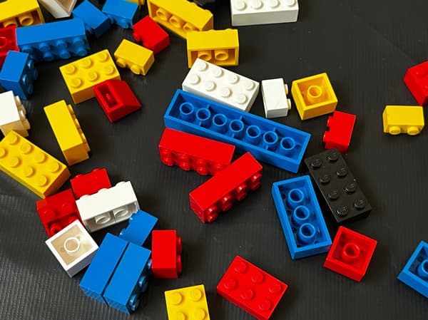 7-2 LEGO Universal Building Set