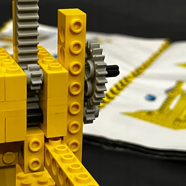 850 LEGO Forklift Truck