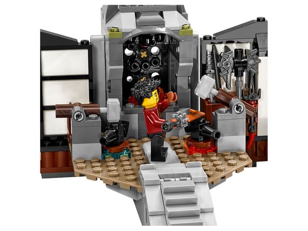 LEGO NINJAGO KAI DRAGONS’ DRAGON FORGE SET 70627
