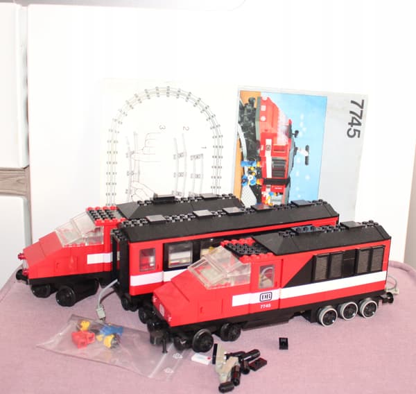 LEGO CITY TOWN CLASSIC TRAIN 7745 INSTRUCTIONS: TRAIN SET