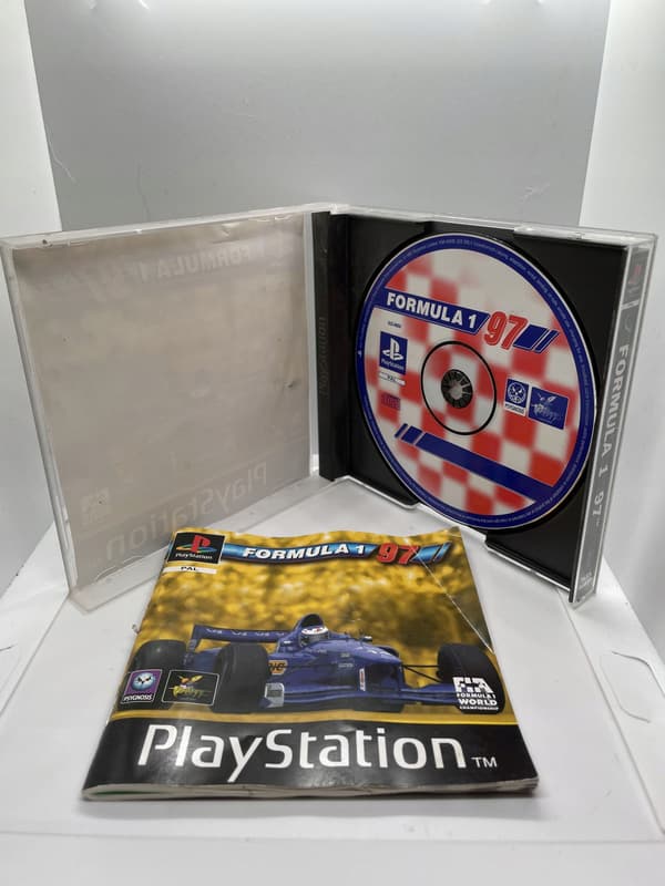 Formula 1 97 game for PS1 and PSX