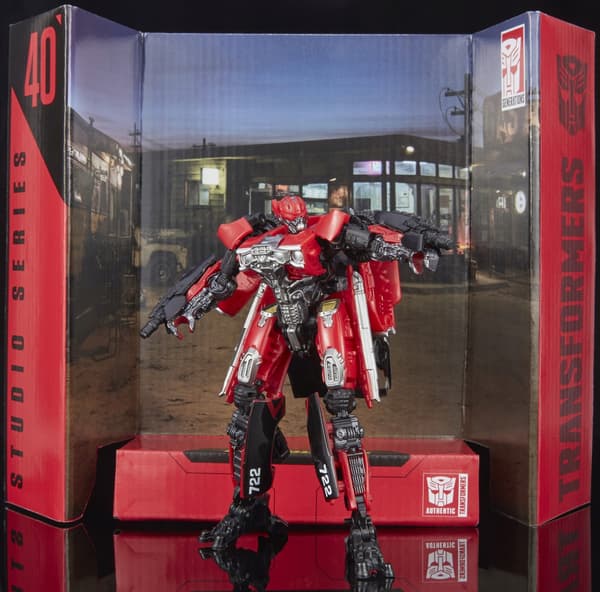 Transformers SHATTER DLX RED LIGHTNING Figure