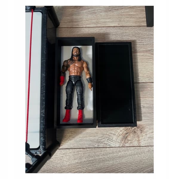 WWE Figure Casket - WWE Casket Match