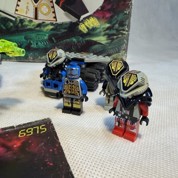 LEGO Set 6975 Alien Avenger UFO