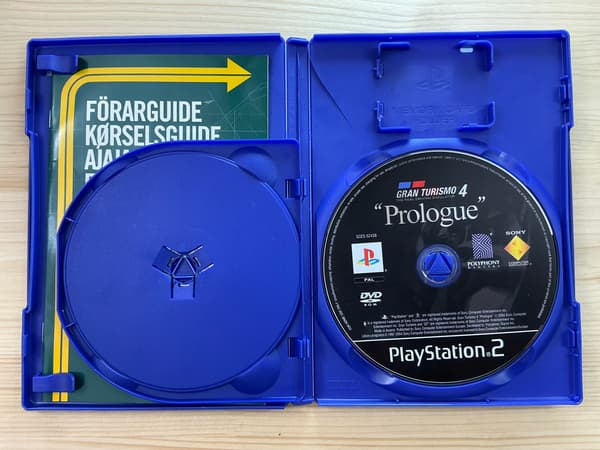 GRAN TURISMO 4 GT4 – perfect condition discs – complete PS2 set