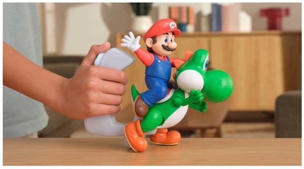 SUPER MARIO GALAXY FILM: MARIO RIDING YOSHI – INTERACTIVE MARIO FIGURE