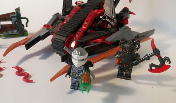 LEGO Ninjago: 70624 – The Vermilion Invader