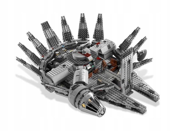 LEGO Star Wars – 7965 Millennium Falcon – New