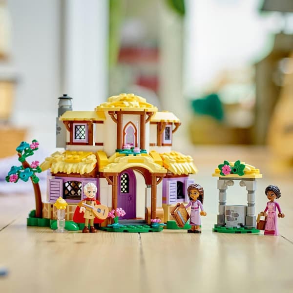 LEGO Disney 43231 Asha’s Cottage