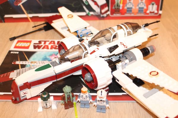 LEGO STAR WARS 8088 BOX AND INSTRUCTIONS