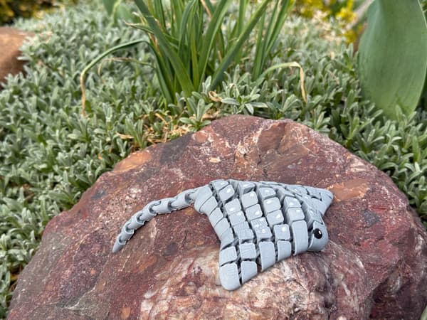 3D stingray – a segmented, movable, flexible figurine, a stress-relief gadget