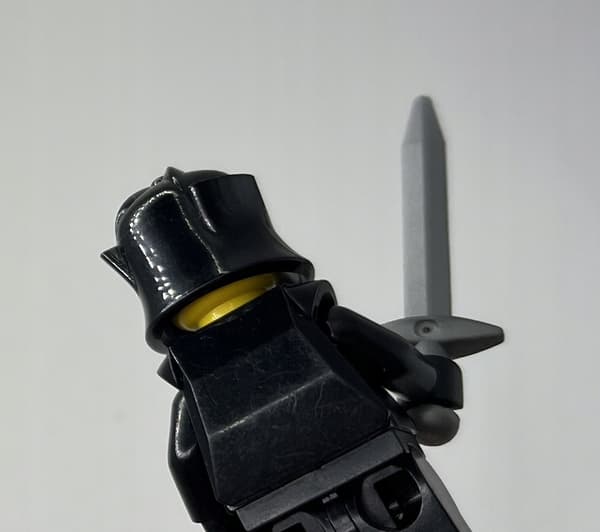 LEGO MINIFIGURE 8831, SERIES 7: EVIL KNIGHT