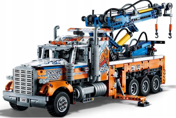 LEGO Technic 42128 Heavy-duty breakdown lorry