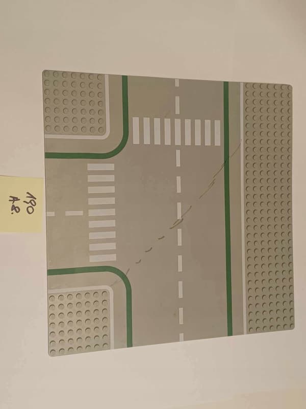 190A8. LEGO thin building plate, 32x32, damaged, 2360