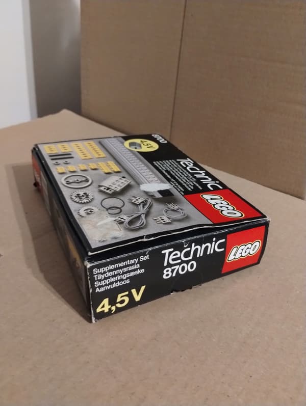 LEGO 8700 Expert Builder Power Pack