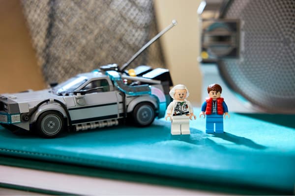 LEGO Speed Champions 77256 Back to the Future Time Machine, building blocks