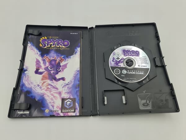 NINTENDO GAMECUBE: THE LEGEND OF SPYRO: A NEW BEGINNING