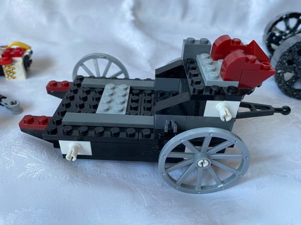 Assorted LEGO bricks