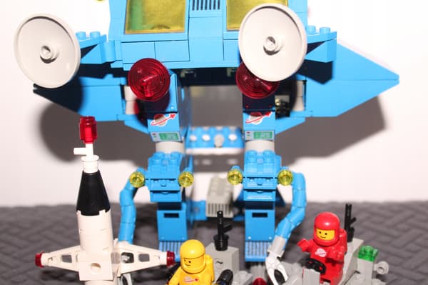 LEGO SPACE CLASSIC 6951 Robot Command Centre Set