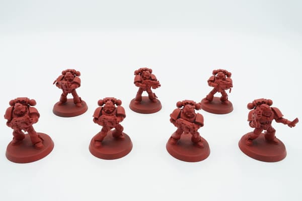 Warhammer 40k Space Marines Combat Squad – set of 7 plastic miniatures