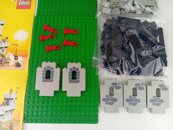 LEGO Castle 6080 King's Castle