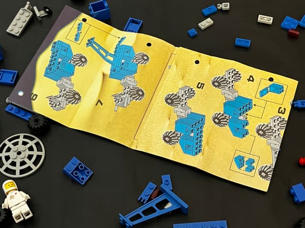 6844 LEGO Seismic Vehicle