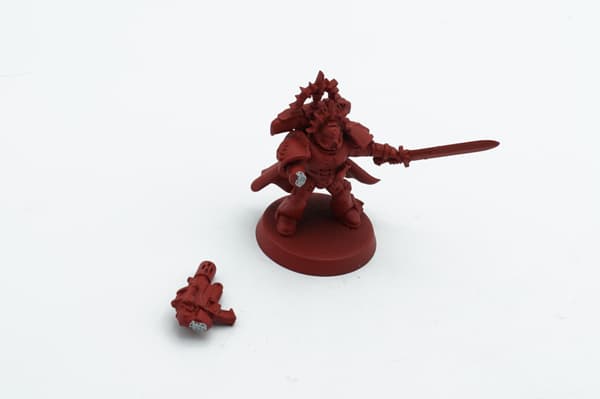 Warhammer 40k Blood Angels Commander plastic figurine