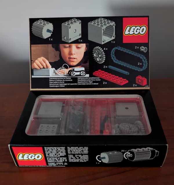 Lego 872 Technic Accessories Set – New