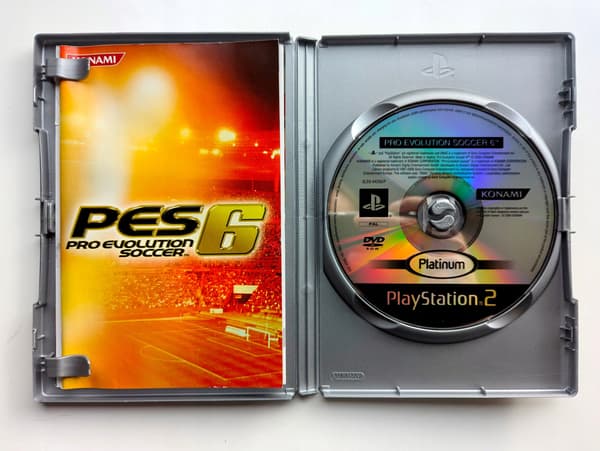 *** PRO EVOLUTION SOCCER 6 PLAYSTATION 2 PS2 PSX *** 3AAA