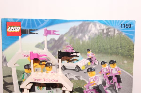 LEGO CITY TOWN 1199 INSTRUCTIONS: Winning Team TELECOM SET
