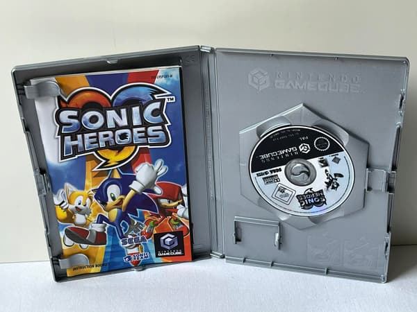 SONIC HEROES Nintendo GameCube