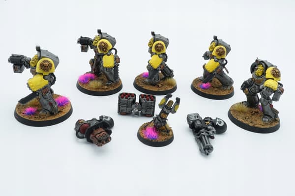 Warhammer 40k Space Marines Terminator Squad – set of 5 plastic miniatures