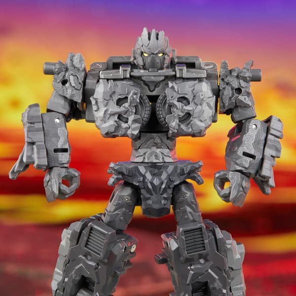 HASBRO Transformers Legacy United Infernac Universe Magneous Figure