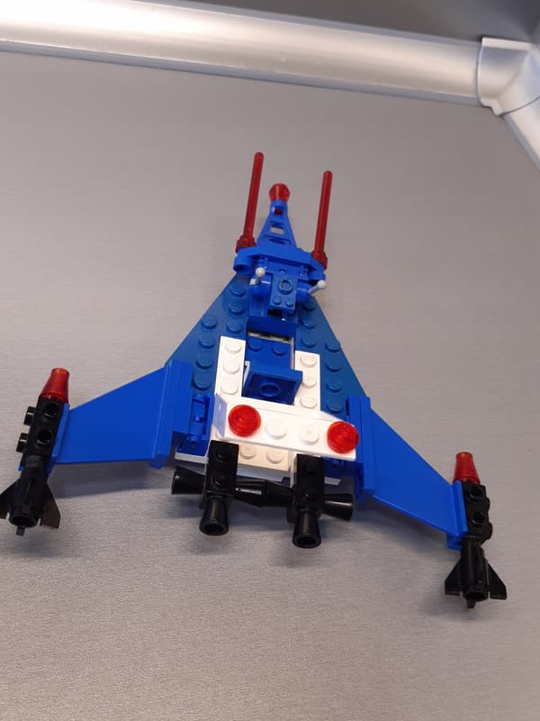 Lego Space 6845 Cosmic Charger (No. 2)