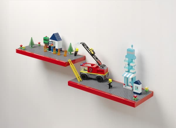 LEGO WALL SHELF WITH 3 BUILDING PLATES, RED 40130800