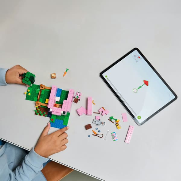 LEGO Minecraft Piglet’s House_21268