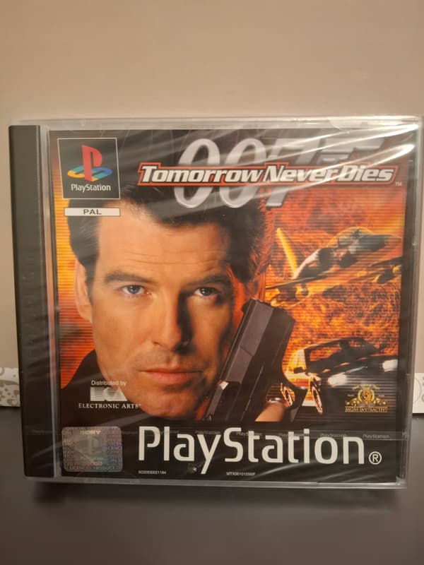 007 TOMORROW NEVER DIES PS1 – NEW