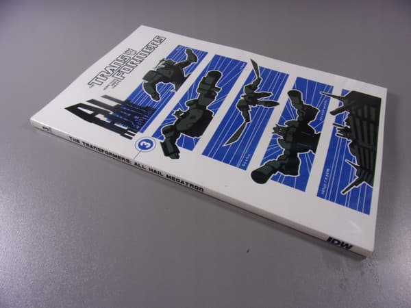 THE TRANSFORMERS: ALL HAIL MEGATRON 3, 2009, English-language edition
